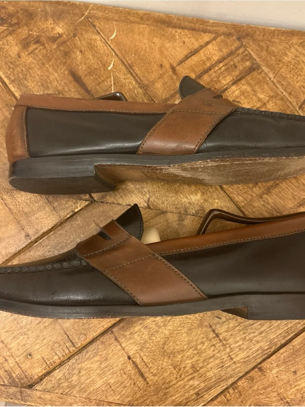VTG GH Bass Weejuns Black & Brown Leather Slip On Penny Loafers Men's 9.5